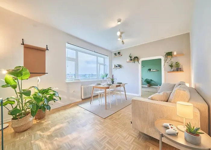 Live In The Heart Of Hamburg.